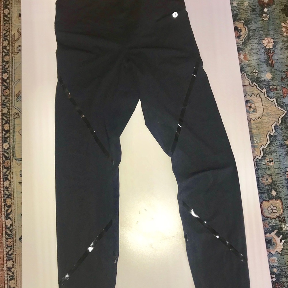 Caelum Black Leggings